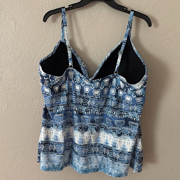 Women’s Plus Size Island Waves Swim Tankini Top, 3X, Blue/White - Picture 3 of 7